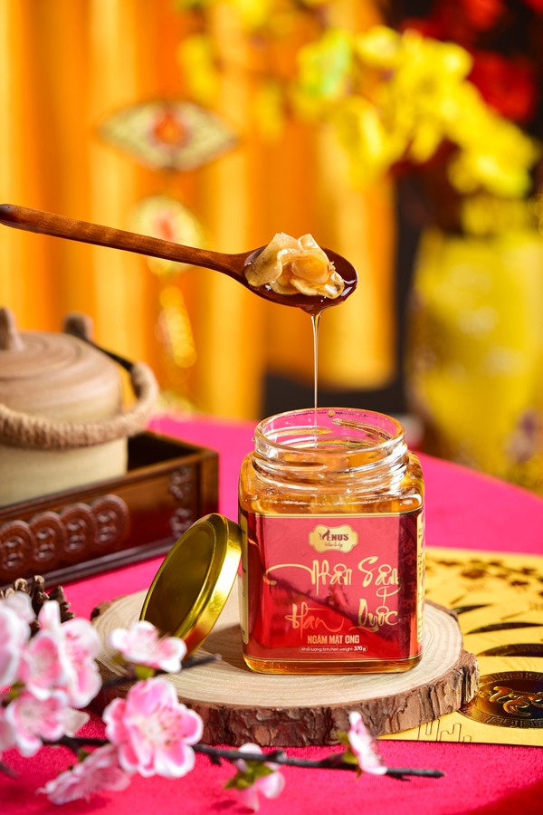 Hũ Sâm Hàn Quốc ngâm ong Venus là một sản phẩm bổ dưỡng tốt cho sức khỏe. 